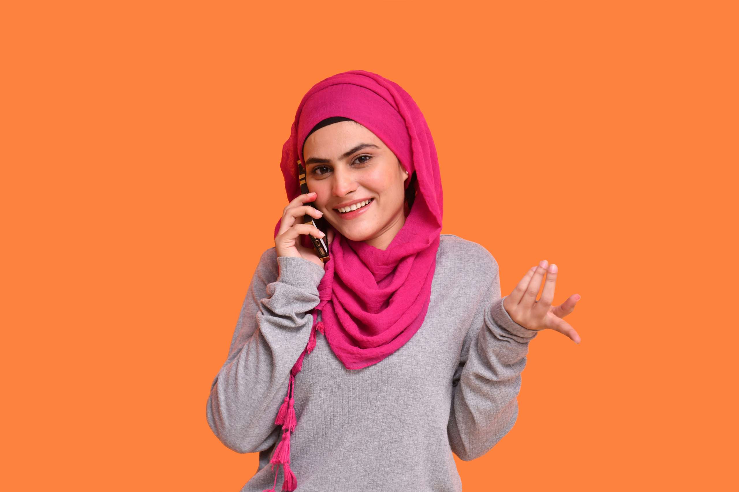 how to make free calls to Pakistan